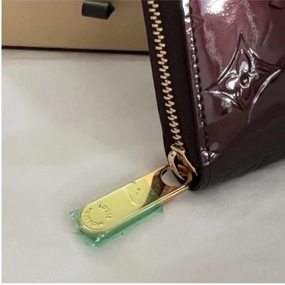 NWT Louis Vuitton Zippy Wallet Monogram Vernis, Amarante - Picture 4 of 15